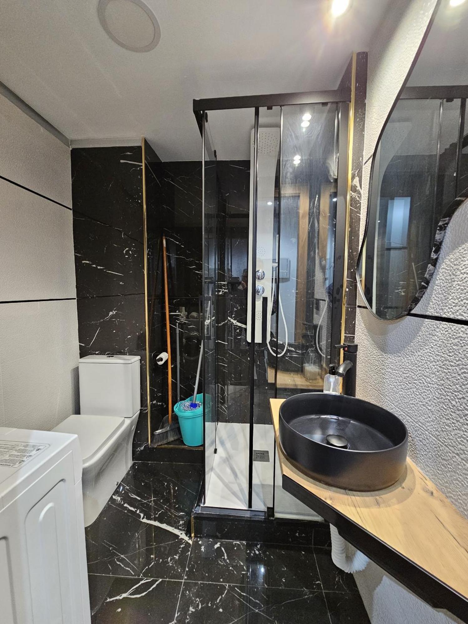 Apartamentos Benidorm Black Bagian luar foto