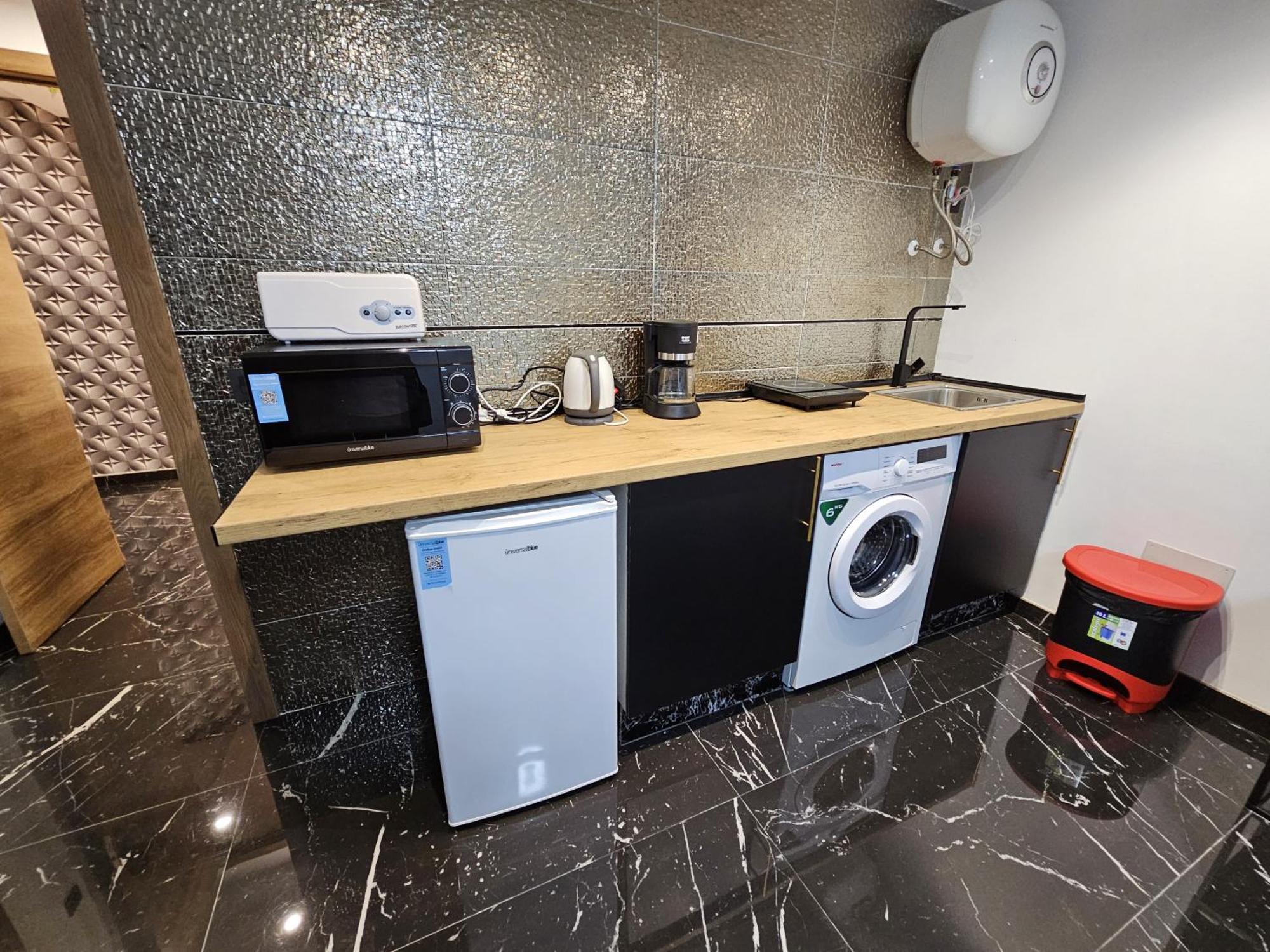 Apartamentos Benidorm Black Bagian luar foto